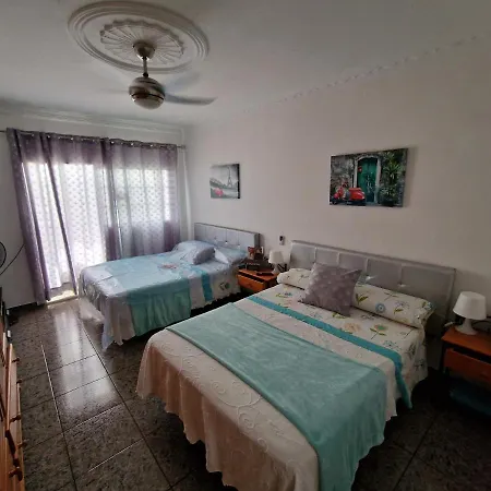 Apartment & - Airport *